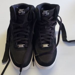 Nike Air Force Ones #653998-009